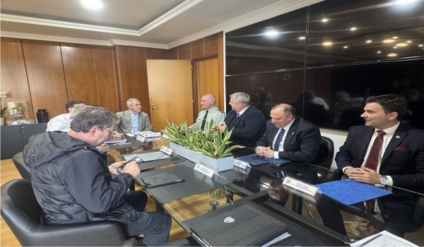 Η ΠΟΜΕΝΣ στον ΥΦΕΘΑ : Τα θέματα που συζητήθηκαν.